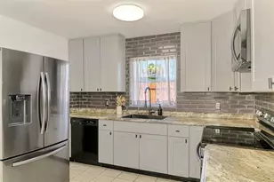 1321 Groveland Ave, Venice, FL 34285 - Photo 25