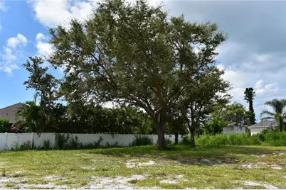 2450 Alamander Avenue, Englewood, FL 34223 - Photo 19