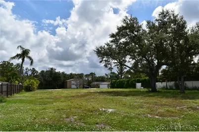 2450 Alamander Avenue, Englewood, FL 34223 - Photo 11