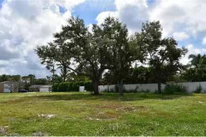 2450 Alamander Avenue, Englewood, FL 34223 - Photo 21