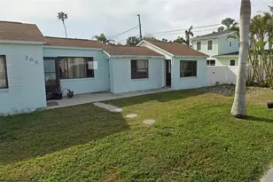 205 163rd Ave, Redington Beach, FL 33708 - Photo 1