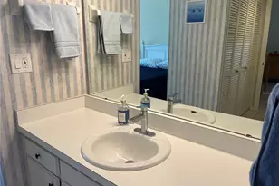 612 Bird Bay Dr S, Venice, FL 34285 - Photo 19