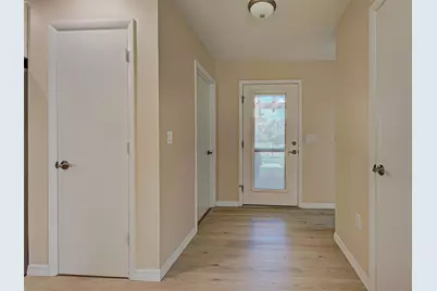 406 Pendleton Drive, Venice, FL 34292 - Photo 13