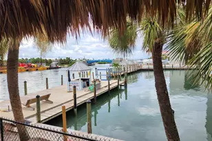 100 Circuit Rd, Nokomis, FL 34275 - Photo 11