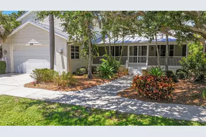 304 Tortuga Drive, Nokomis, FL 34275 - Photo 1