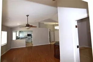 1576 Fawnwood Cir, Sarasota, FL 34232 - Photo 11