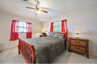 345 S Venice Boulevard, Venice, FL 34293 - Photo 17