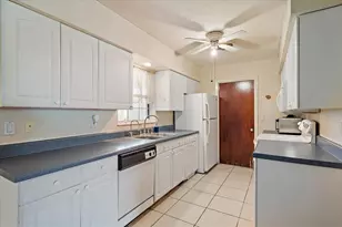 345 S Venice Blvd, Venice, FL 34293 - Photo 13