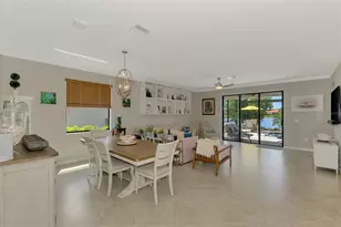 9829 Hilltop Dr, Venice, FL 34292 - Photo 15