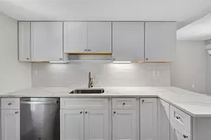 1005 Alston Ln, Englewood, FL 34223 - Photo 13