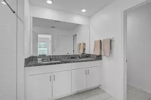 5472 Blue Azure Dr, Wimauma, FL 33598 - Photo 21