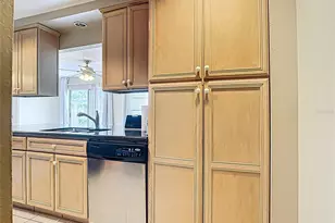 5964 Diana Rd, Venice, FL 34293 - Photo 15