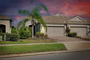 21629 Avon Park Ct, Venice, FL 34293 - Photo 3