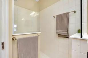 21629 Avon Park Ct, Venice, FL 34293 - Photo 33