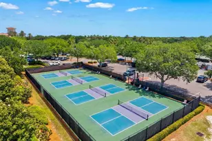 7210 Lake Forest Gln, Lakewood Ranch, FL 34202 - Photo 61