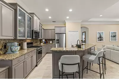 7210 Lake Forest Glen, Lakewood Ranch, FL 34202 - Photo 17