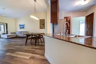 600 Carriage House Ln, Nokomis, FL 34275 - Photo 5