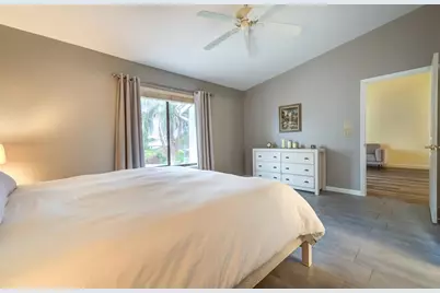 600 Carriage House Lane #201, Nokomis, FL 34275 - Photo 11
