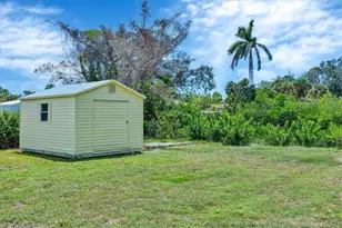 501 Dona Dr, Nokomis, FL 34275 - Photo 23