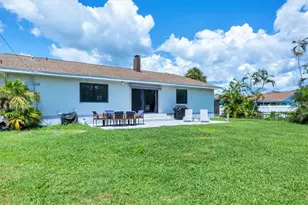 879 E 2nd St, Englewood, FL 34223 - Photo 27