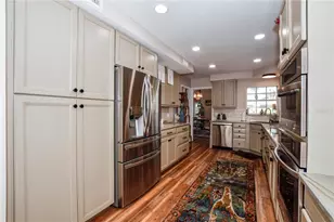 404 Cardiff Rd, Venice, FL 34293 - Photo 13