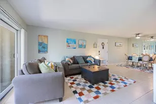 634 Bird Bay Dr E, Venice, FL 34285 - Photo 15