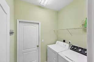 1709 San Silvestro Dr, Venice, FL 34285 - Photo 35