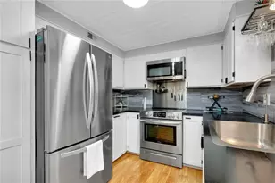 214 Roma Rd, Venice, FL 34285 - Photo 5