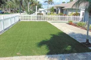 545 Bluebell Rd, Venice, FL 34293 - Photo 5