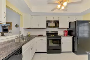 340 3 Lakes Ln, Venice, FL 34285 - Photo 9