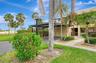 340 3 Lakes Ln, Venice, FL 34285 - Photo 3