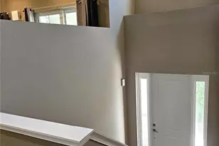 461 Nokomis Ave S, Venice, FL 34285 - Photo 7