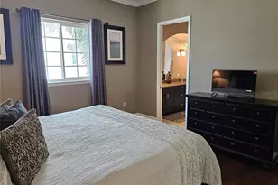 461 Nokomis Ave S, Venice, FL 34285 - Photo 29