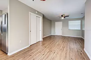 1056 Venetian Pkwy, Venice, FL 34285 - Photo 15