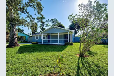 1056 Venetian Parkway, Venice, FL 34285 - Photo 3