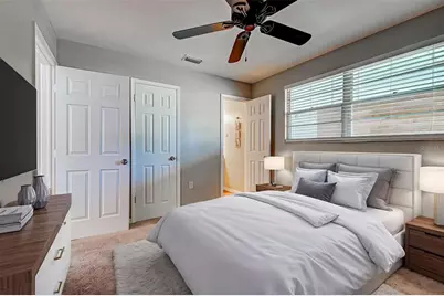 1056 Venetian Parkway, Venice, FL 34285 - Photo 9