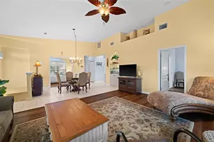 608 Gondola Park Dr, Venice, FL 34292 - Photo 9