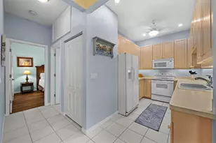 608 Gondola Park Dr, Venice, FL 34292 - Photo 15