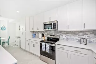 17565 Opal Sand Dr, Venice, FL 34293 - Photo 9