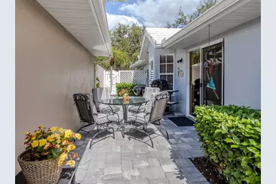 579 Clubside Circle #37, Venice, FL 34293 - Photo 13