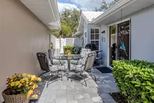 579 Clubside Cir, Venice, FL 34293 - Photo 13