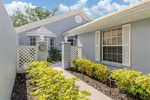 579 Clubside Cir, Venice, FL 34293 - Photo 1