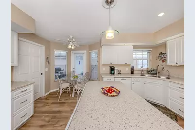 579 Clubside Circle #37, Venice, FL 34293 - Photo 17