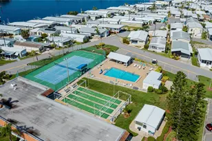 55 N Starboard Dr, Venice, FL 34285 - Photo 39