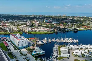 55 N Starboard Dr, Venice, FL 34285 - Photo 33