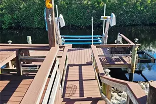 55 N Starboard Dr, Venice, FL 34285 - Photo 23