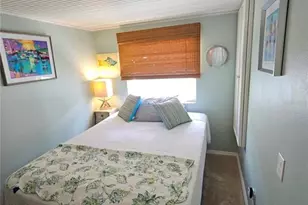 55 N Starboard Dr, Venice, FL 34285 - Photo 17