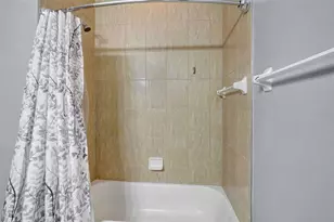 1102 Winding Pines Circle, Cape Coral, FL 33909 - Photo 31