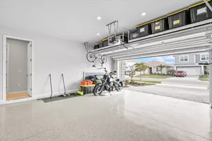 17945 Grand Prosperity Dr, Venice, FL 34293 - Photo 31