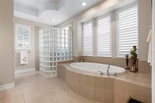 225 Pesaro Dr, North Venice, FL 34275 - Photo 33